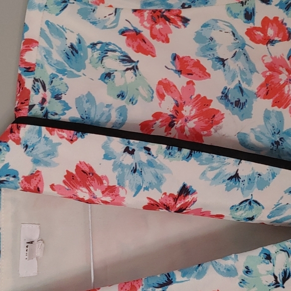 LUCCA Vintage Style Floral Wraparound Romper - Picture 6 of 7